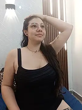 CarolinaMejia's Live XXX Chat
