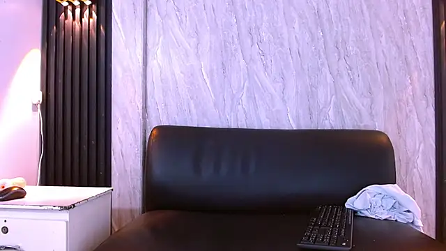 Kevin_Brooks1 Live XXX Chat