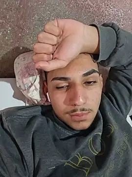XXX chat uživo modela andre_oliver2