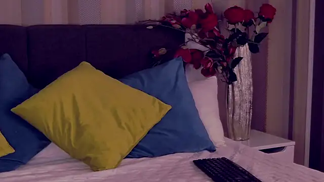 BritneyHudsonn Live XXX-chat