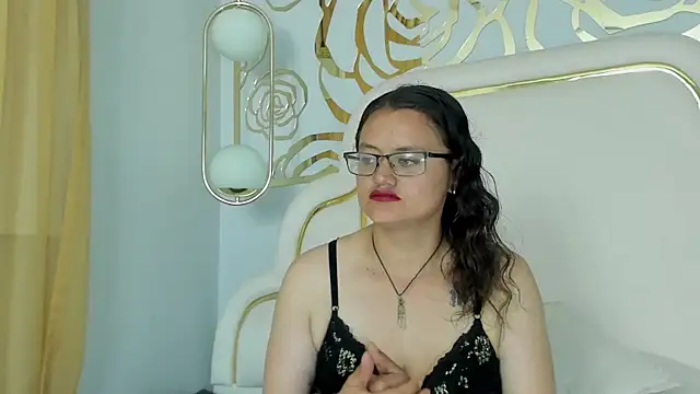 Chat XXX en directo de midnightlust_vc