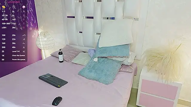 moon_ivy_'s Live XXX Chat