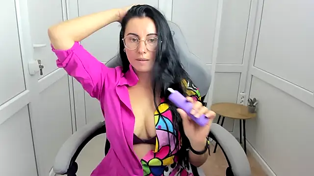 ChloeVibee's Live XXX Chat