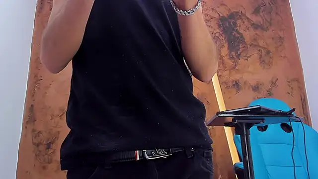 kroddy_sw_x's Live XXX Chat