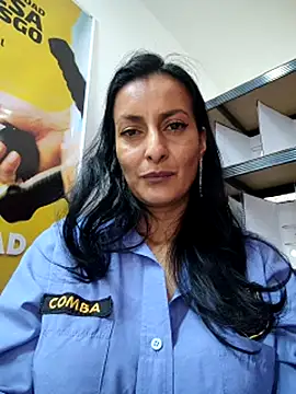 ALEJANDRA__28 élő XXX-chatje