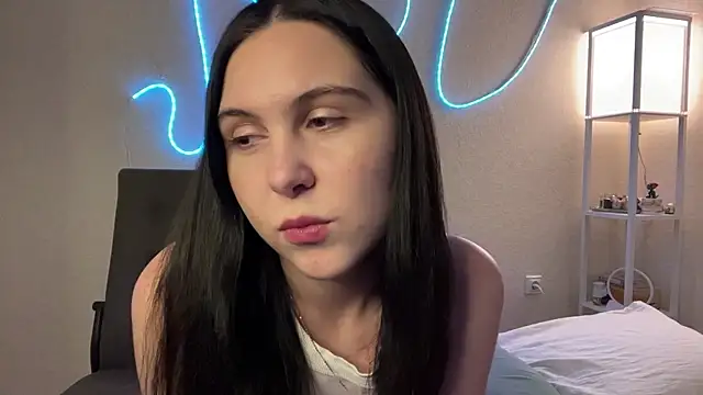MyraLitterers Live XXX-Chat