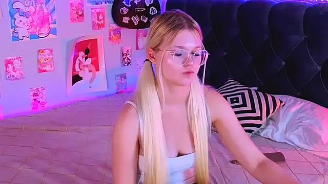 LunariaFox 现场XXX聊天