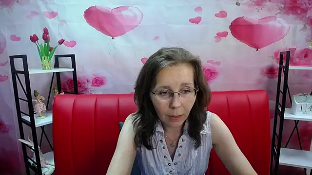DaisyEdit Adlı Modelin Canlı XXX Sohbeti