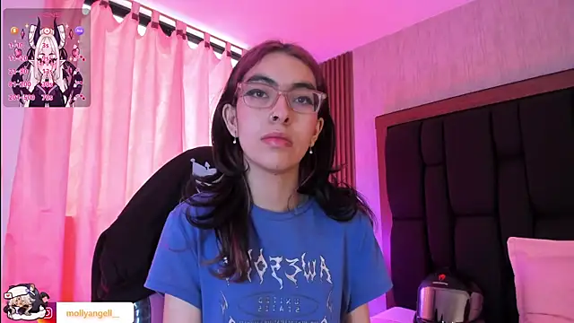 Molly_A Chat XXX in diretta