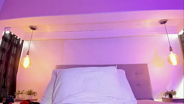 MichaelEvanss_ Adlı Modelin Canlı XXX Sohbeti