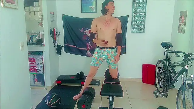 Andy_gray Adlı Modelin Canlı XXX Sohbeti