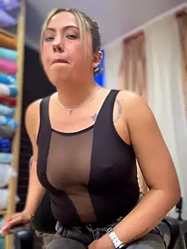 Sembang XXX Secara Langsung VIOLETA-25_