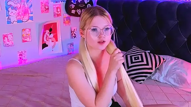 LunariaFox Live XXX-Chat