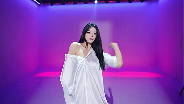 CSC-77 现场XXX聊天