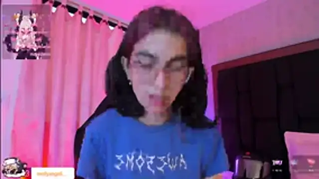 Chat +18 de Molly_A ao vivo