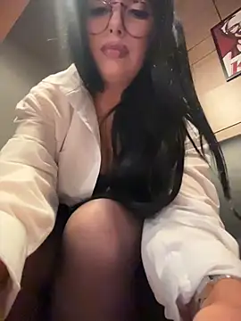 Tisha_Busty 现场XXX聊天