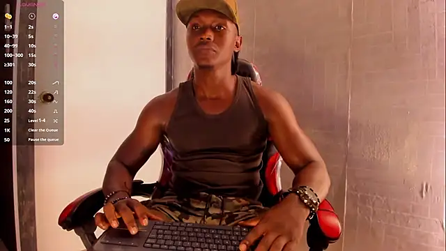 DannSmmith Live XXX-Chat