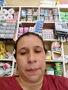 Chat +18 de MIA-LARIOS ao vivo