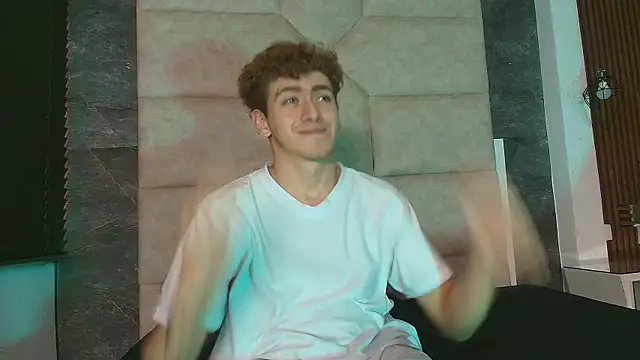 Tyler_Mcrey Chat XXX in diretta