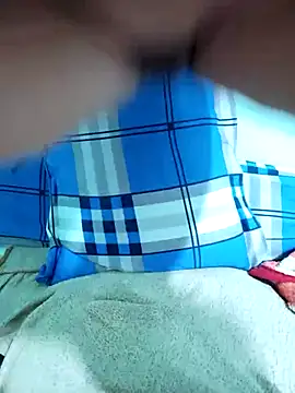 Živý XXX chat Tiomy99