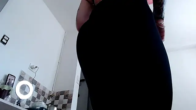 saara_johnson496 Chat XXX in diretta