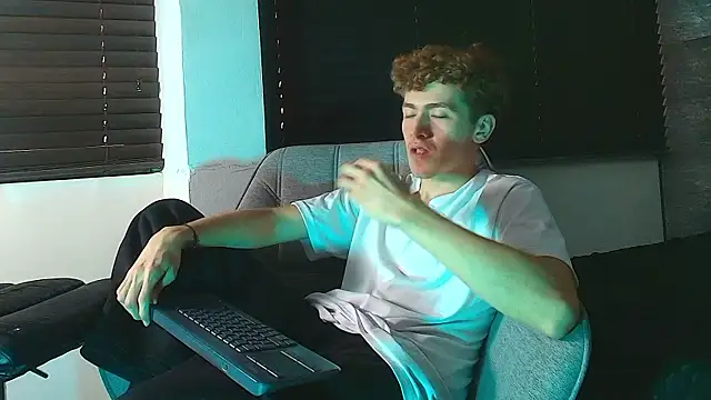 Chat XXX Live Tyler_Mcrey