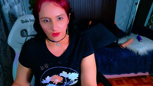 kataleya03 Adlı Modelin Canlı XXX Sohbeti