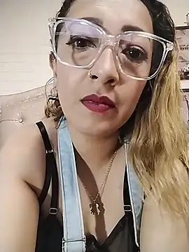 Chat +18 de Anita-Vegga ao vivo
