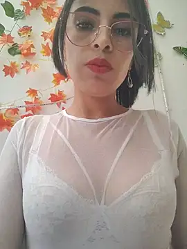Astrid--'s Live XXX Chat