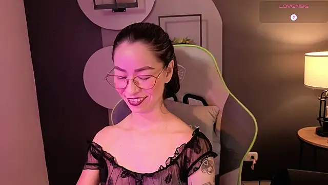 rosse_98_'s Live XXX Chat