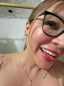 DIANITA_1988 XXX чат на живо