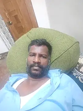 Paramkeerthi 라이브 XXX 채팅