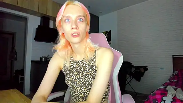 دردشة _Alice_Kitty الجنسية المباشرة