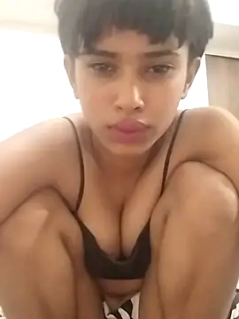 Jolly_Crazy লাইভ XXX চ্যাট