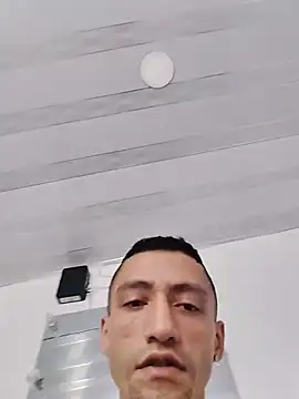 TuCanero23cm webkamerás műsora