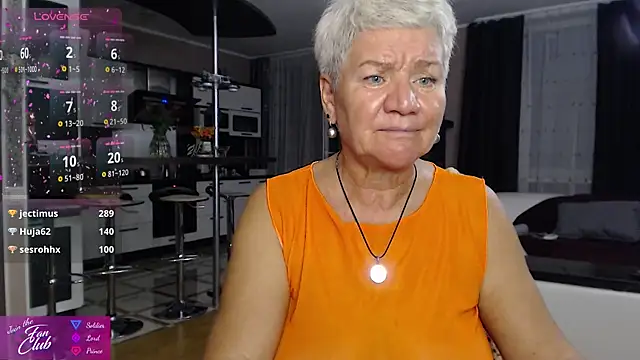 Chat XXX ao vivo de roxana_brooks