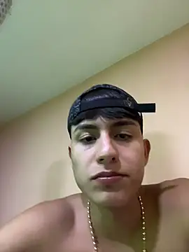 Lander_Cruz élő XXX-chatje