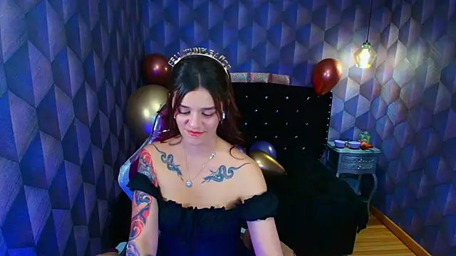 LiaHarryis Adlı Modelin Canlı XXX Sohbeti