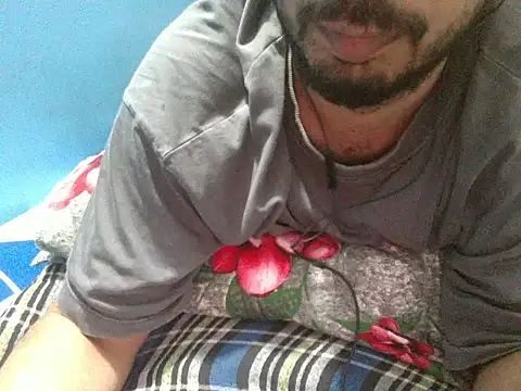 Precumboner Chat XXX in diretta