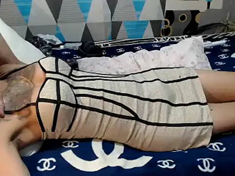 Trish_CurveCock Obrolan Langsung XXX