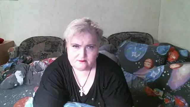 Lana555 Adlı Modelin Canlı XXX Sohbeti