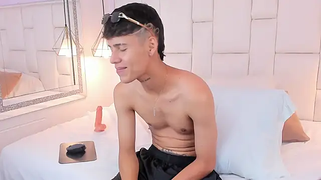 JacobFerrern Live XXX chat