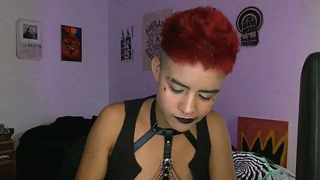 צ'אט XXX בשידור חי של alex_one888