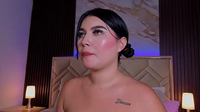 MiaaFarrel's Live XXX Chat