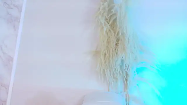 Onawa_'s Live XXX Chat