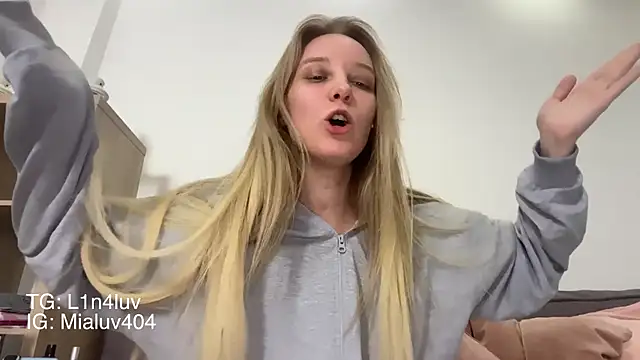 AIicaparkerc Chat XXX in diretta