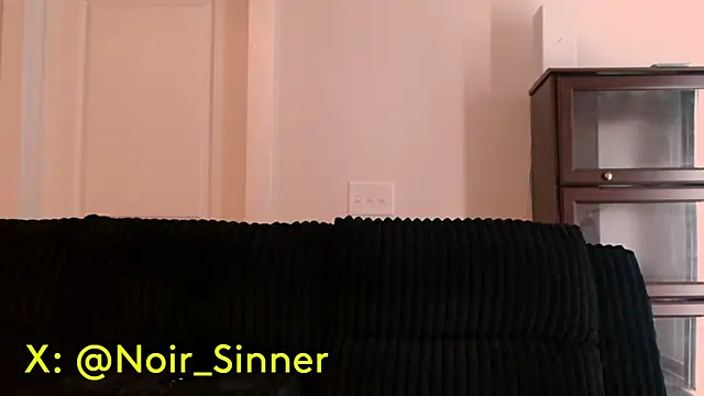 sinnernoir: онлайн-секс-чат