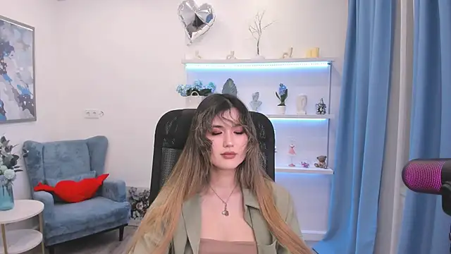 AnneTLi Chat XXX in diretta