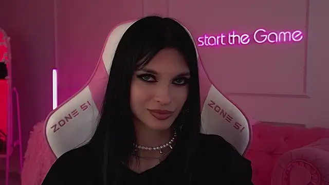 BeverlyMost Chat XXX in diretta