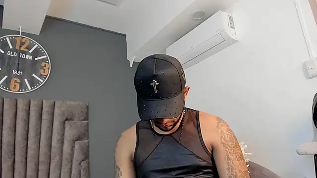 Czat XXX na żywo – Robin_Rief